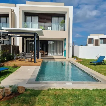 Villa Takamaka A Azuri Smart City, Mauritius